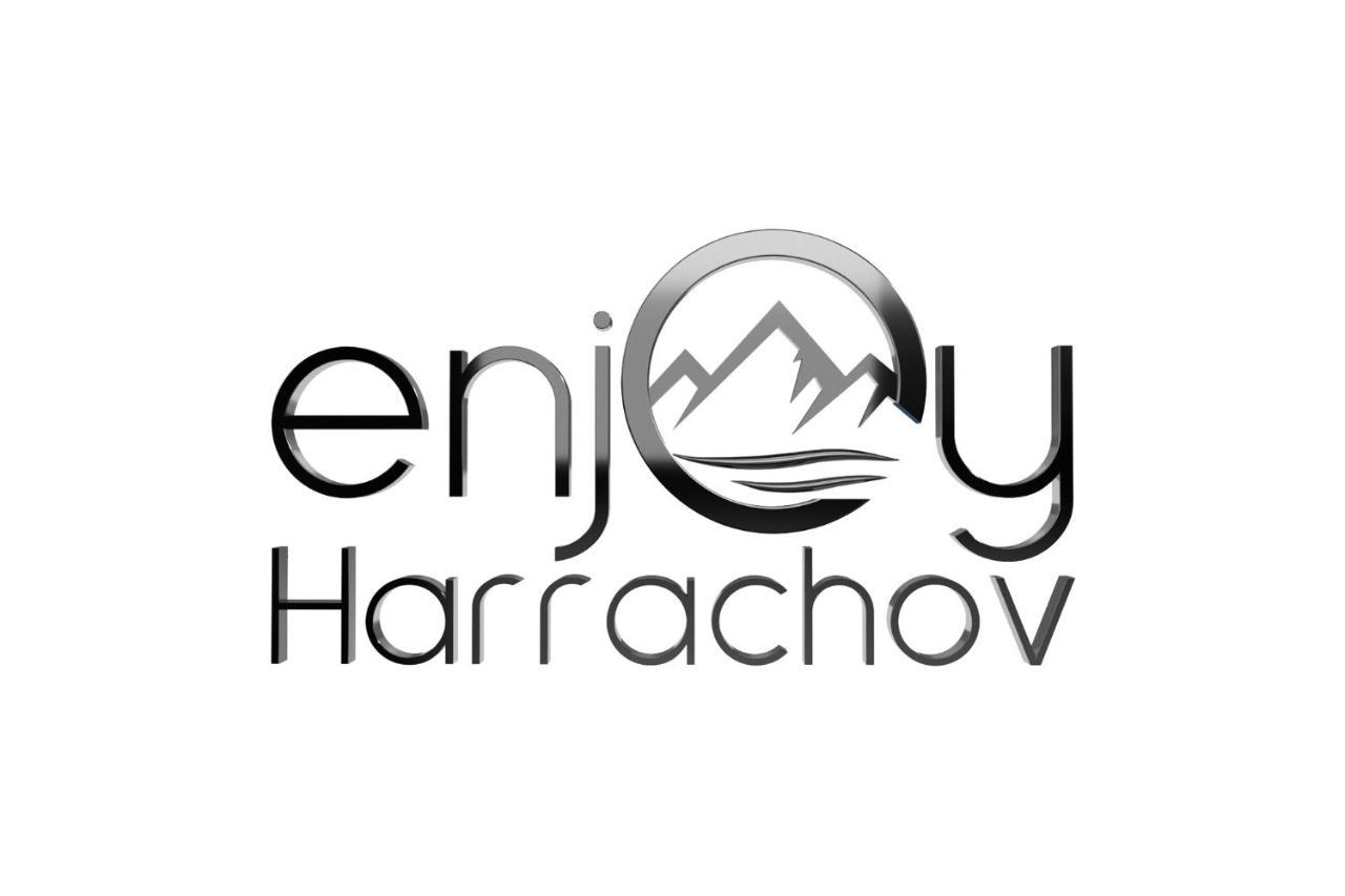 Enjoyharrachov: Central Apartment with Garden View and Entertainment Exterior photo